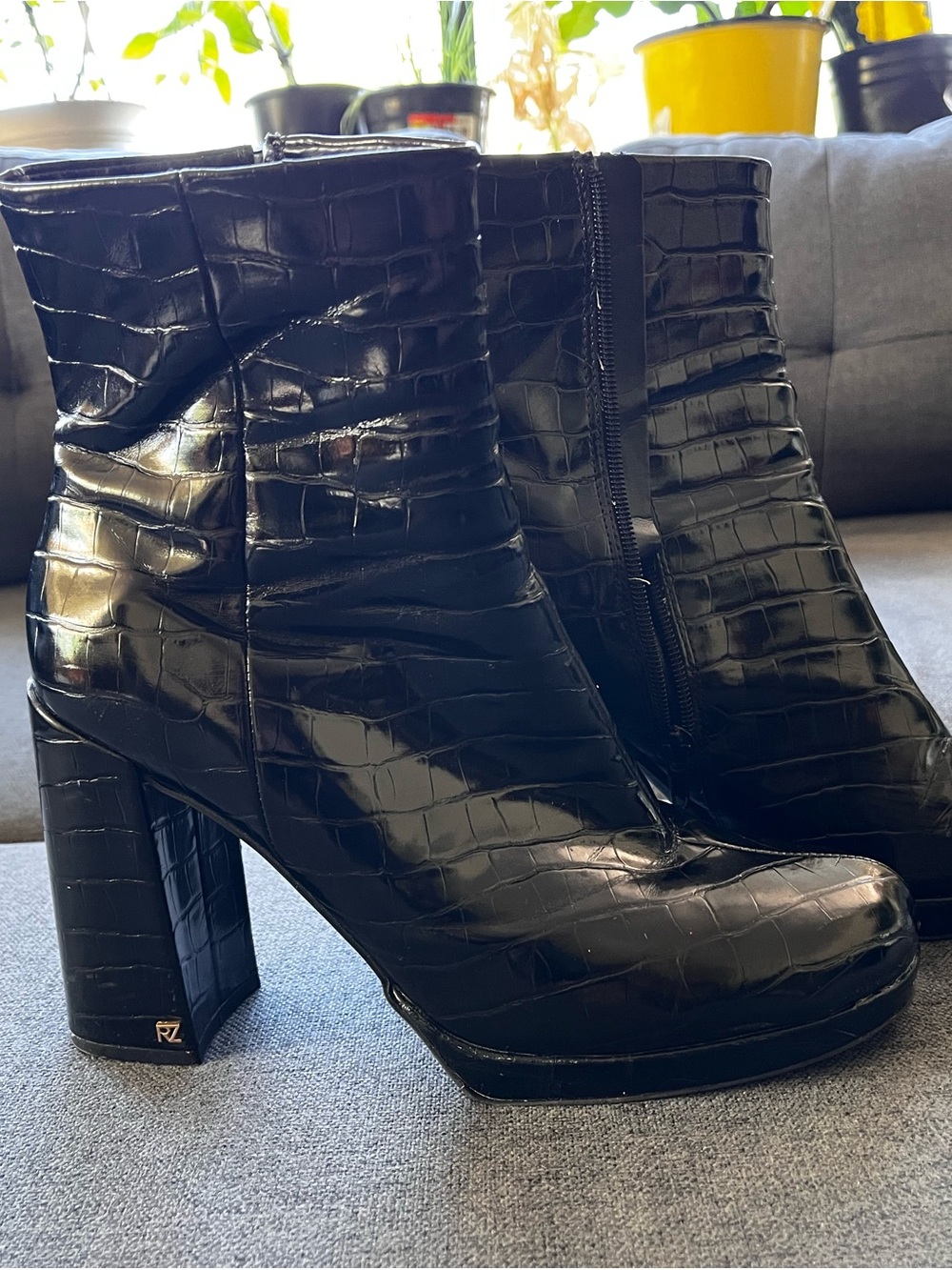 Rachel Zoe Maya Black Croc Platform Boots Size 9.5 Women Ankle Booties